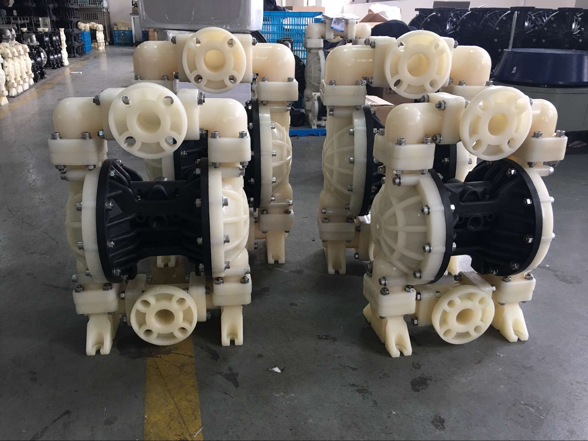 氟塑料氣動(dòng)隔膜泵在溶劑與化工行業(yè)中的應(yīng)用優(yōu)勢(shì)及選型指南